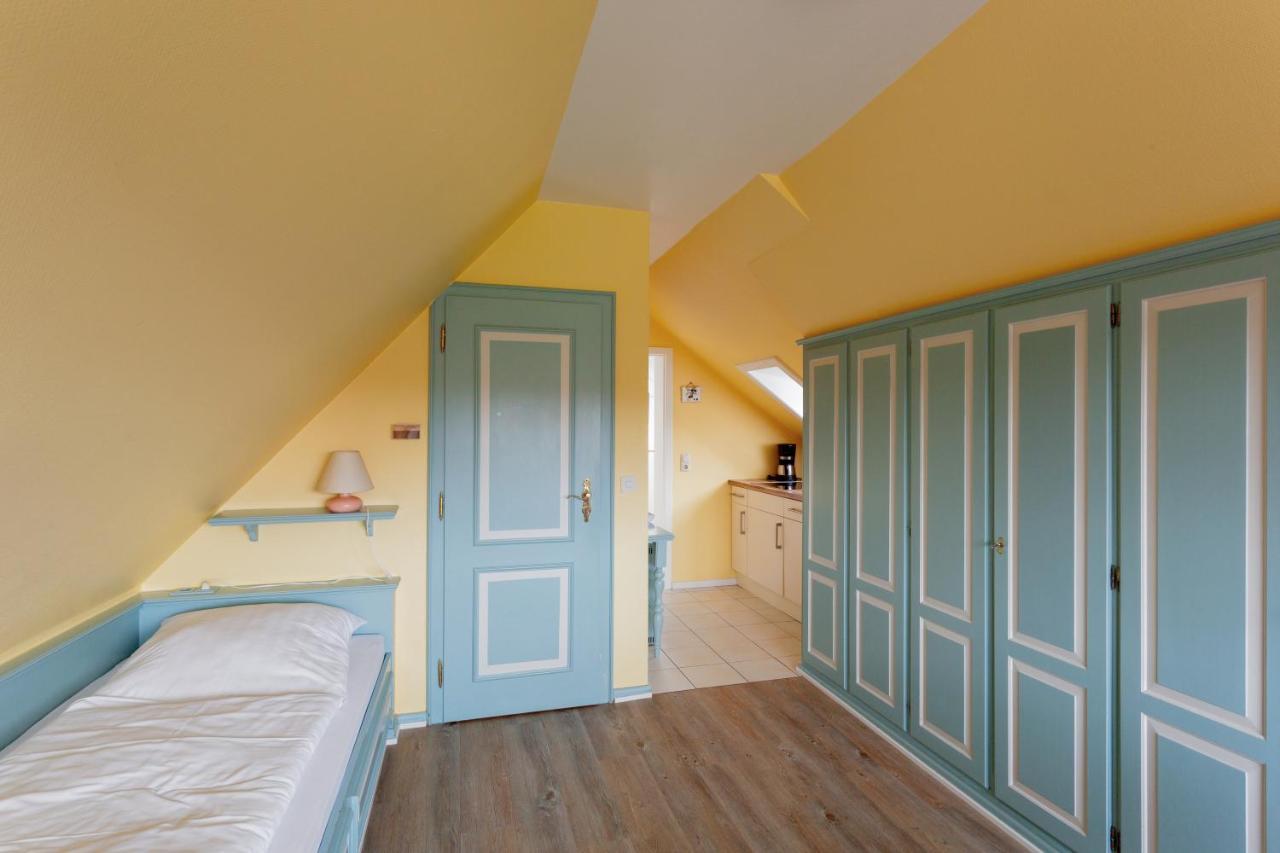 Priel-Hues Apartment List Ngoại thất bức ảnh